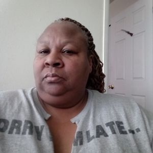 Meet your Posher, Angie